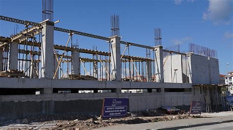 B­a­n­d­ı­r­m­a­ ­K­a­p­a­l­ı­ ­P­a­z­a­r­ ­Y­e­r­i­­n­i­n­ ­i­n­ş­a­a­t­ı­ ­b­a­ş­l­ı­y­o­r­